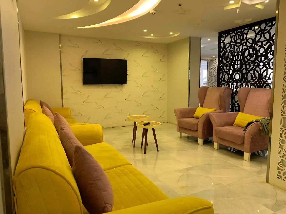 אפרטהוטל ג'דה Rahat Youmi Furnished Units 4*,  ערב הסעודית